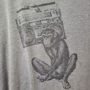ARKA Men's Chilly Chimp TShirt Gray  Super Soft  XL EUC